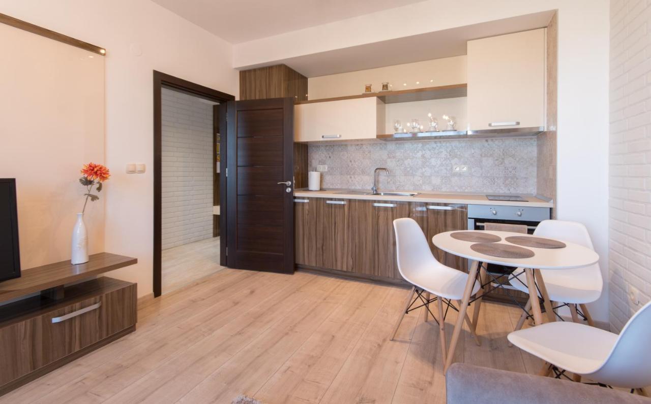City Apartments Triumph Varna Exterior foto