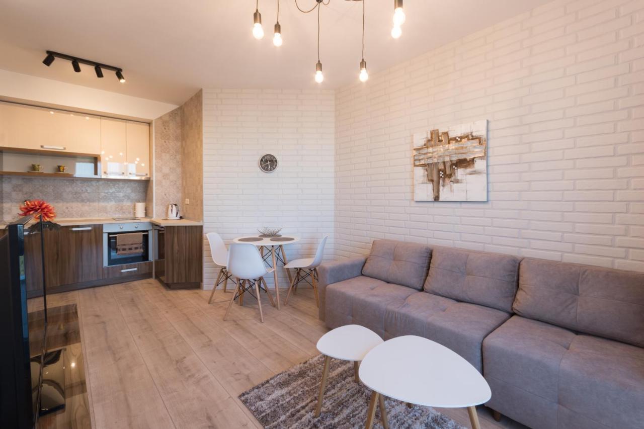 City Apartments Triumph Varna Exterior foto