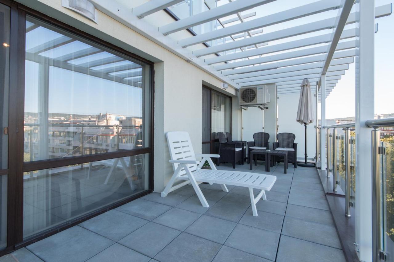 City Apartments Triumph Varna Exterior foto